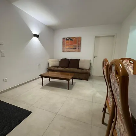 Duesseldorf-messe-krefeld-linn Luxury Krefeld